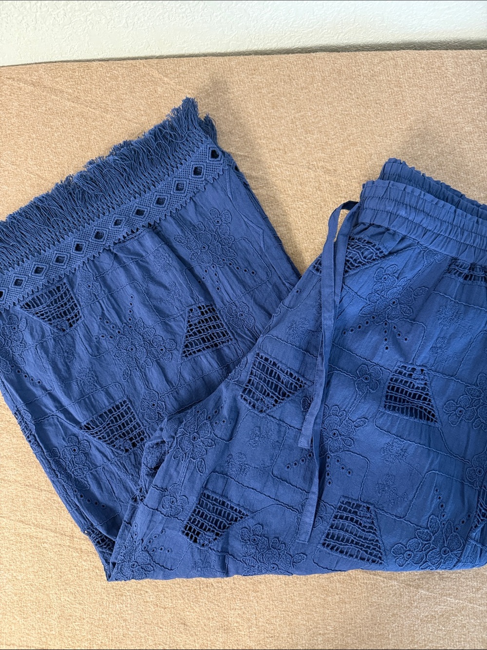 Johnny Was Navy Elastic Waist Pants with Embroidered Label